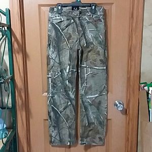 Boy's camo pants size XL